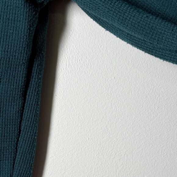 Victoria's Secret Dark Teal Cropped Button-Down Henley Long Sleeve Top - Picture 4 of 5